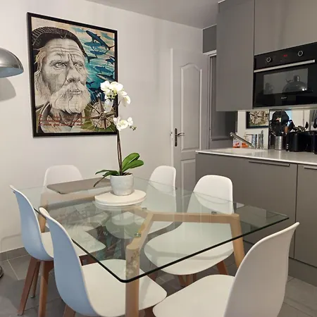 Avec Terrasse Apartamento *